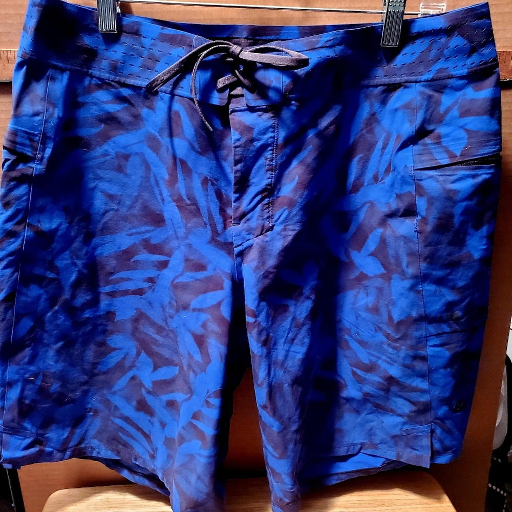 Mens Lululemon Board Shorts